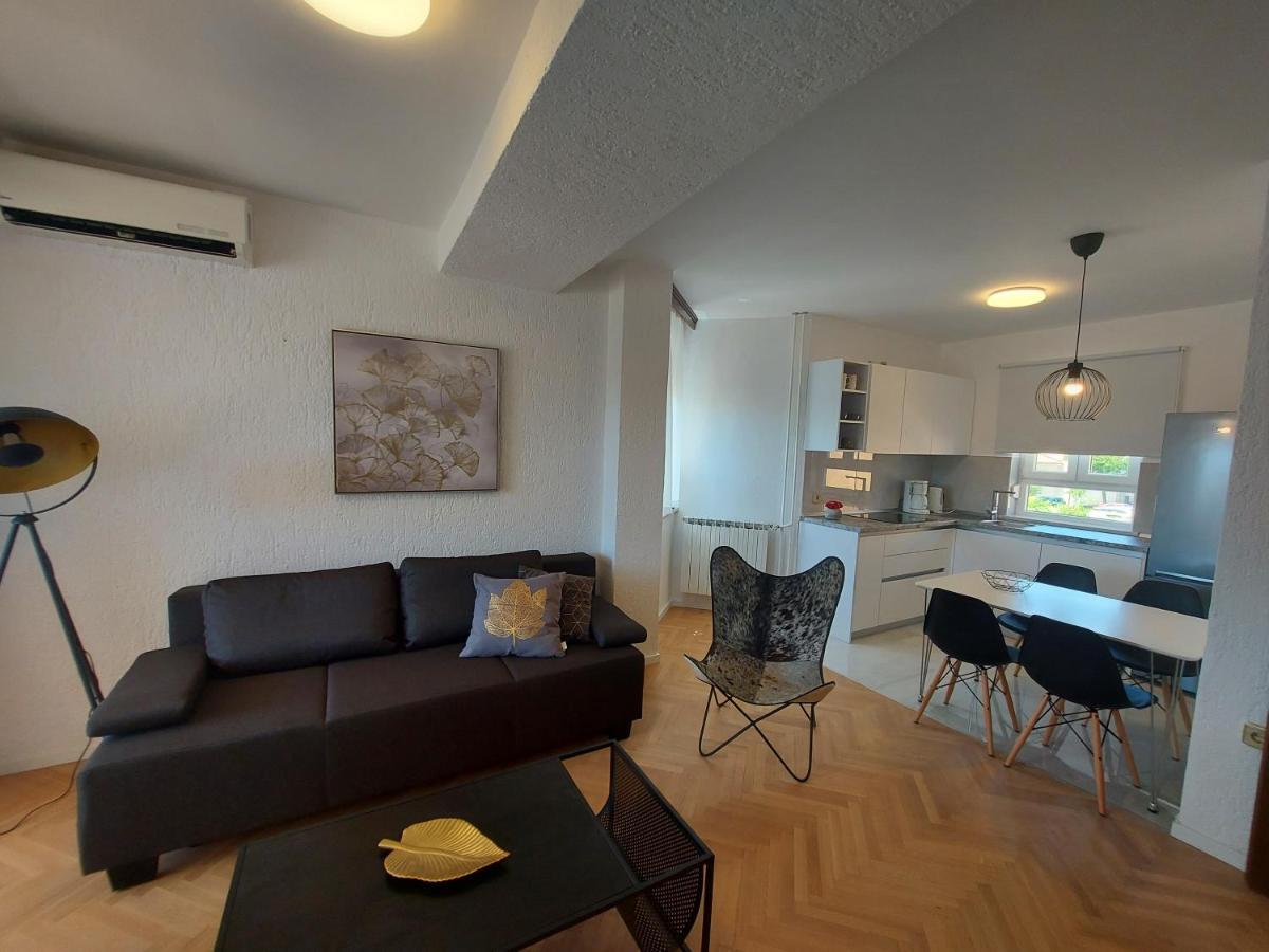 Apartments Fugosic بونات المظهر الخارجي الصورة